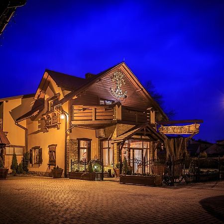 Hotel - Karczma Klimtówka Wolbrom Exterior foto